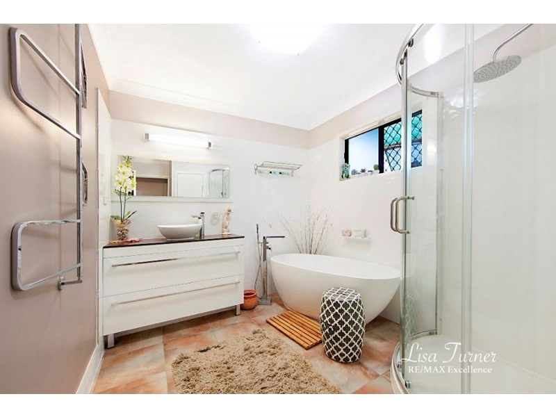 14 Kurrajong Court, Bushland Beach QLD 4818