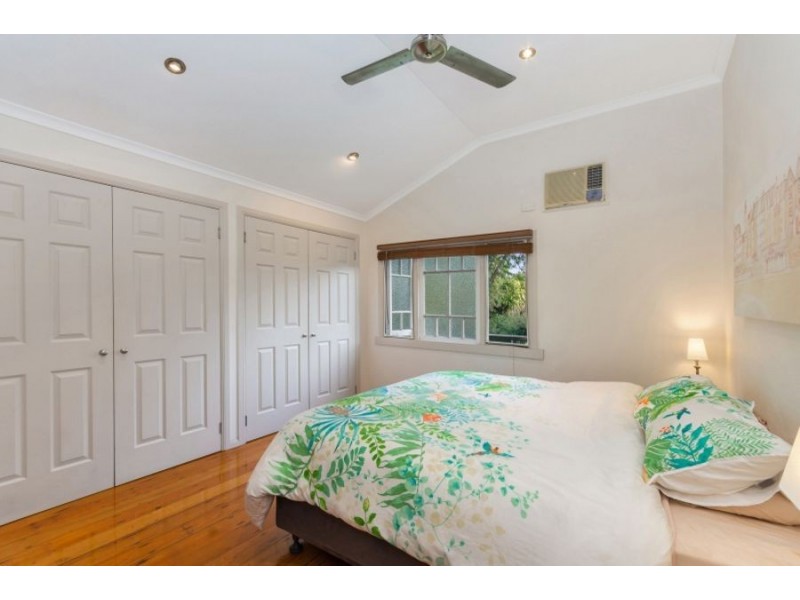 16 Burton Street, Mysterton QLD 4812