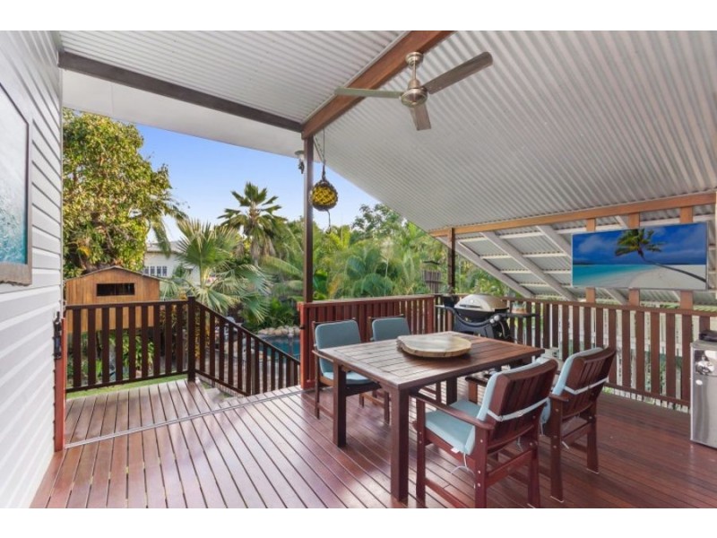 16 Burton Street, Mysterton QLD 4812