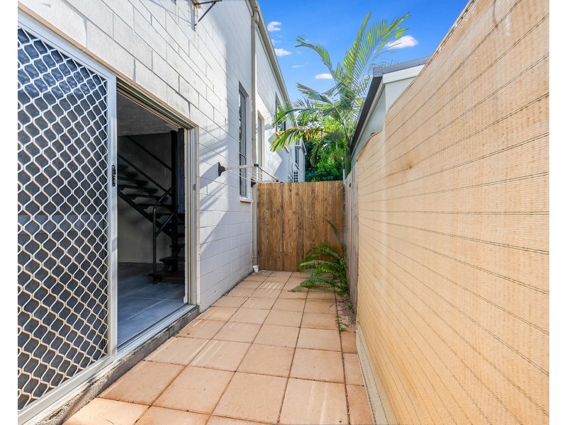 3/161 Eyre Street, North Ward QLD 4810