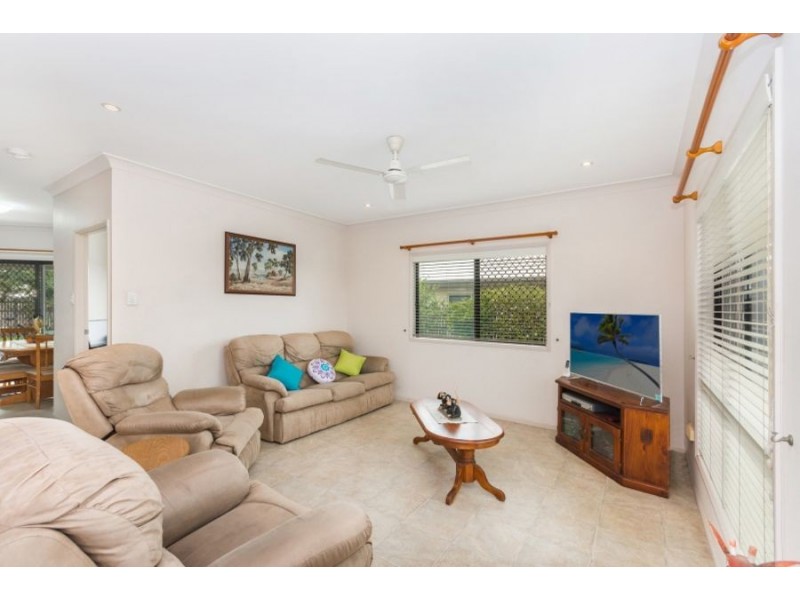 6 Eungella Court, Bushland Beach QLD 4818