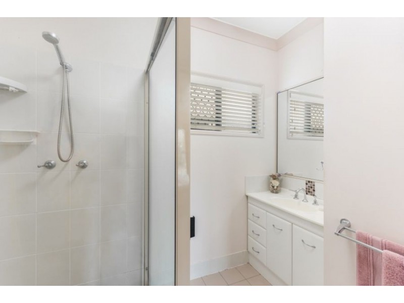 6 Eungella Court, Bushland Beach QLD 4818