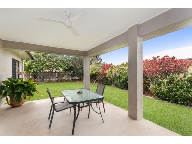 6 Eungella Court, Bushland Beach QLD 4818