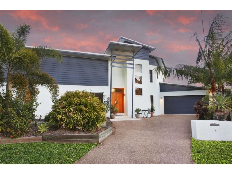 2 Marita Court, Bushland Beach QLD 4818