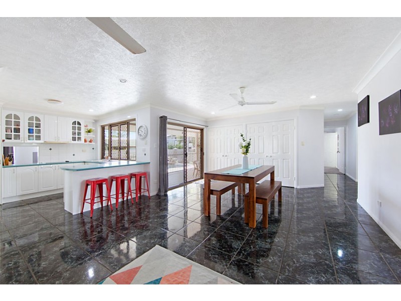 40 Eureka Crescent, Kirwan QLD 4817