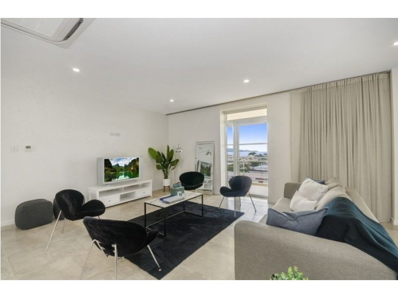 53 Gregory Street (Fulton Gardens), North Ward QLD 4810