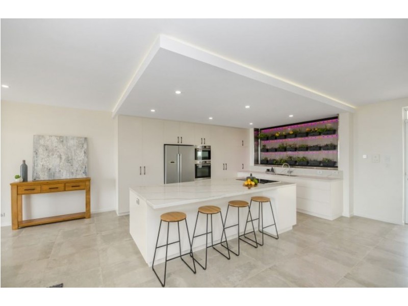 53 Gregory Street (Fulton Gardens), North Ward QLD 4810