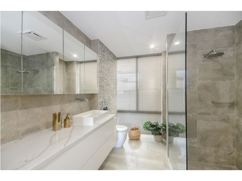 53 Gregory Street (Fulton Gardens), North Ward QLD 4810