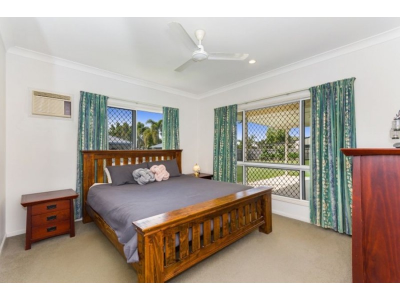 23 Mendi Drive, Bushland Beach QLD 4818