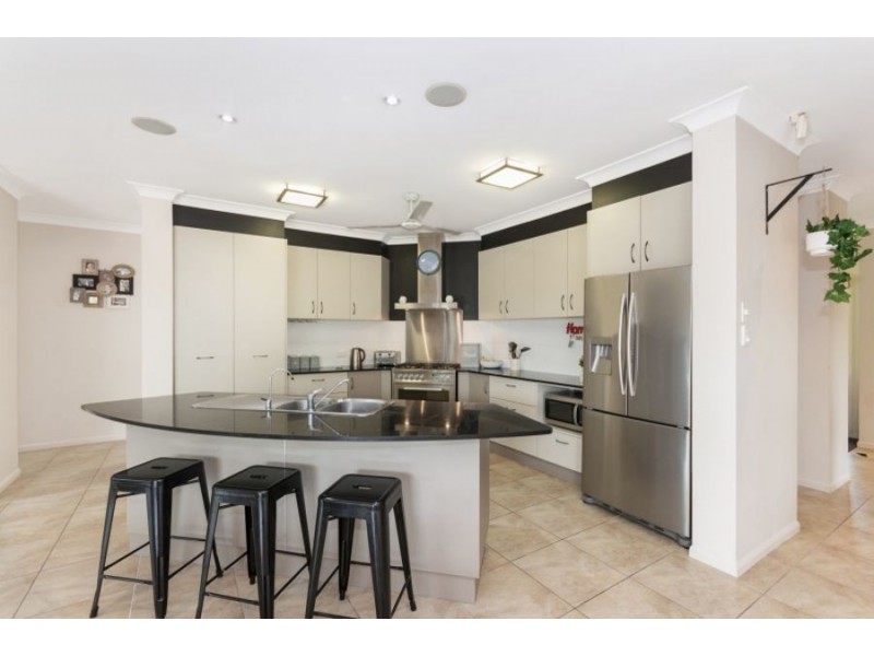 69 Anchorage Circuit, Bushland Beach QLD 4818