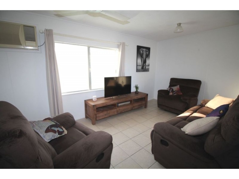 13 Saunders Beach Road, Saunders Beach QLD 4818