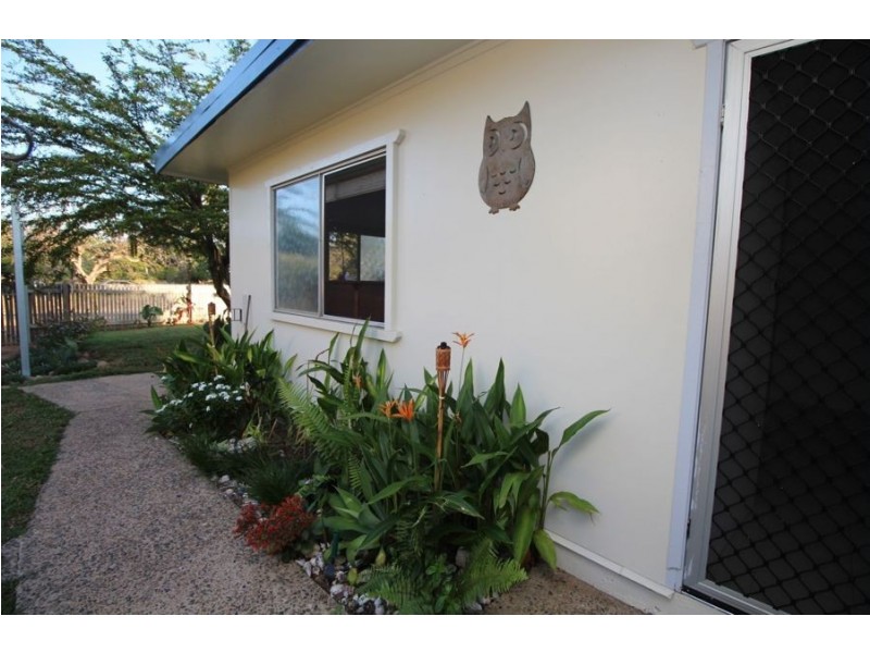 13 Saunders Beach Road, Saunders Beach QLD 4818