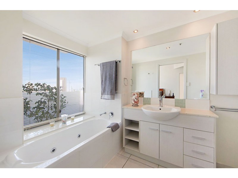 6/151-173 Sturt Street, Townsville City QLD 4810