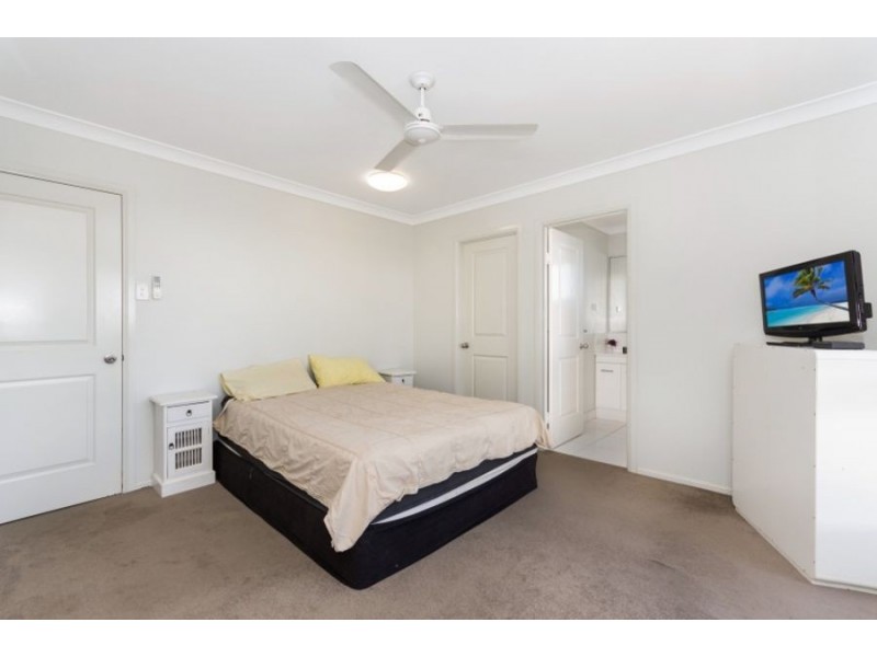 16 Yanooa Court, Bushland Beach QLD 4818