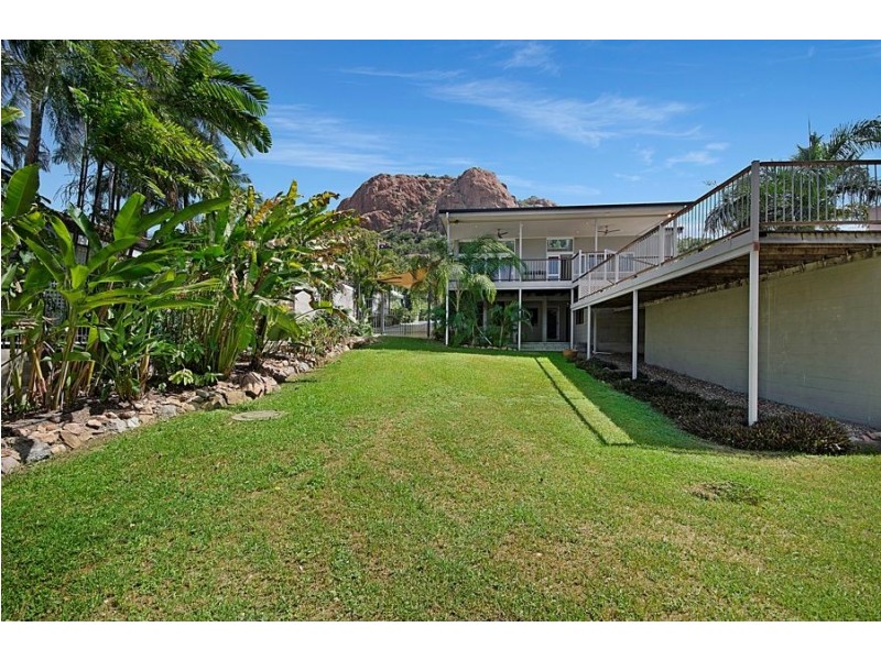 26 Alexandra Street, North Ward QLD 4810