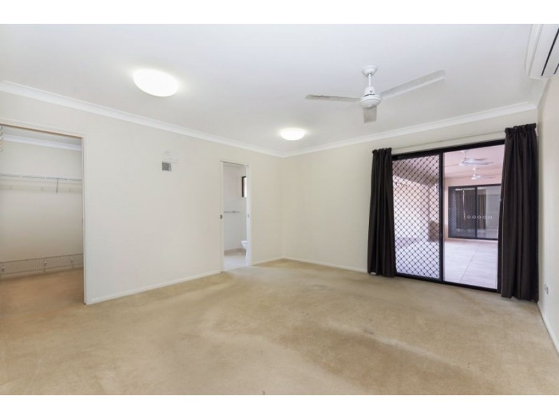 150 Daintree Drive, Bushland Beach QLD 4818