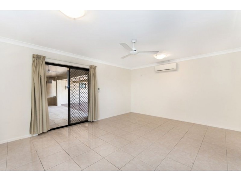 150 Daintree Drive, Bushland Beach QLD 4818