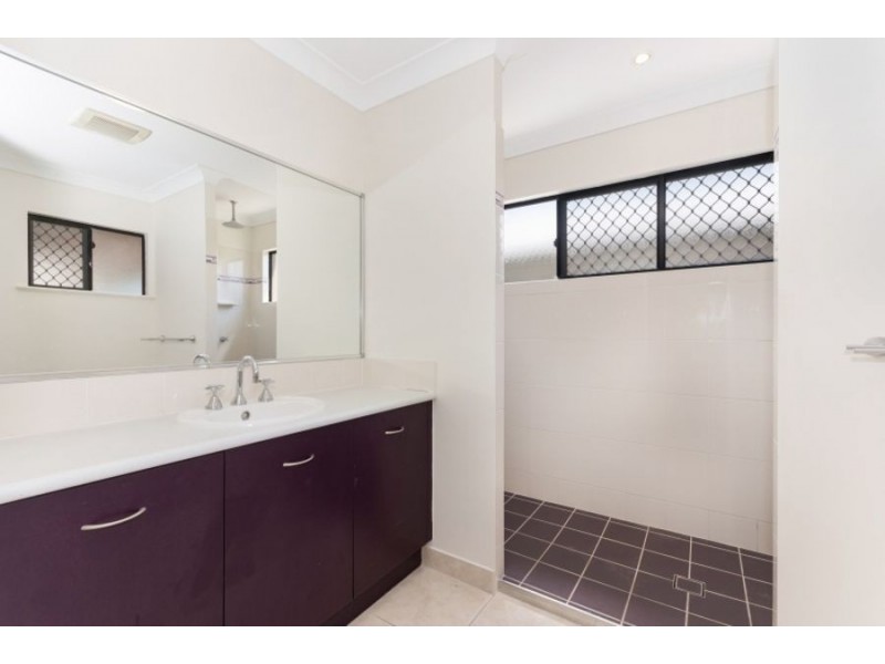 150 Daintree Drive, Bushland Beach QLD 4818