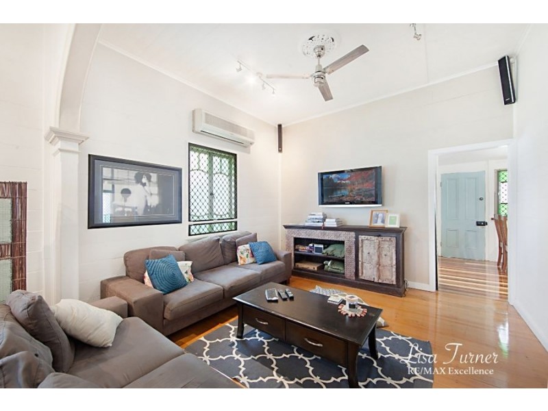 13 Ninth Street, Railway Estate QLD 4810