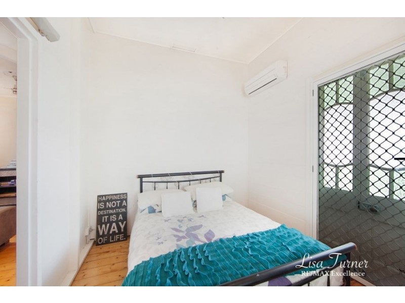 13 Ninth Street, Railway Estate QLD 4810