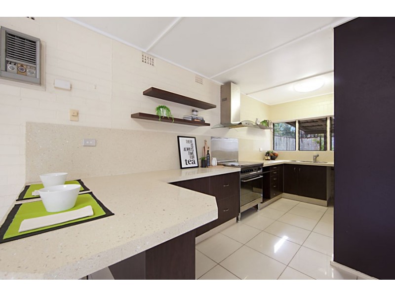 17 Fantome Street, Rowes Bay QLD 4810