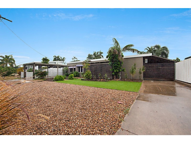 17 Fantome Street, Rowes Bay QLD 4810
