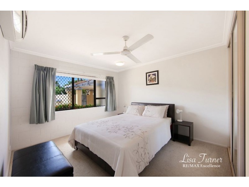 18 Selwyn Street, Cranbrook QLD 4814