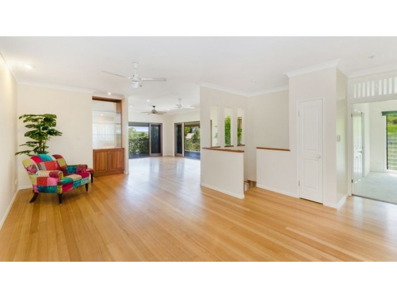 10 Kensington Court, Castle Hill QLD 4810