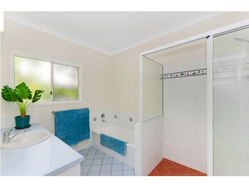 10 Kensington Court, Castle Hill QLD 4810