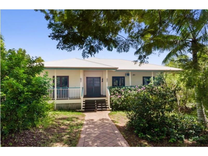 10 Kensington Court, Castle Hill QLD 4810