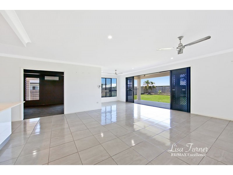 19 Marblewood Circuit, Mount Low QLD 4818