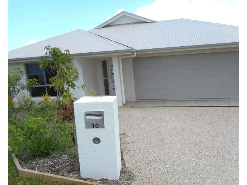 10 Filmoy Place, Bushland Beach QLD 4818