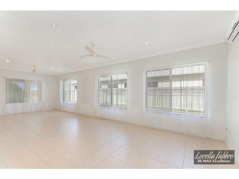 3 Redbank Court, Mount Louisa QLD 4814