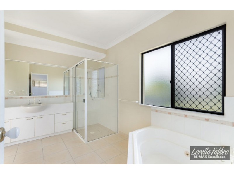 3 Redbank Court, Mount Louisa QLD 4814