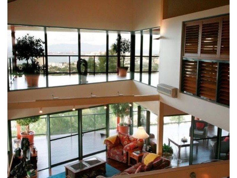 7 Cottesmore Crescent, Castle Hill QLD 4810