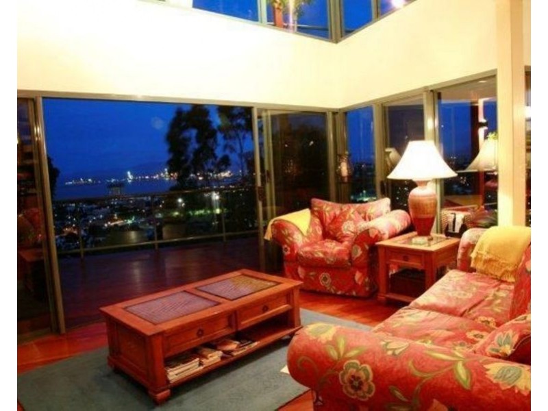 7 Cottesmore Crescent, Castle Hill QLD 4810