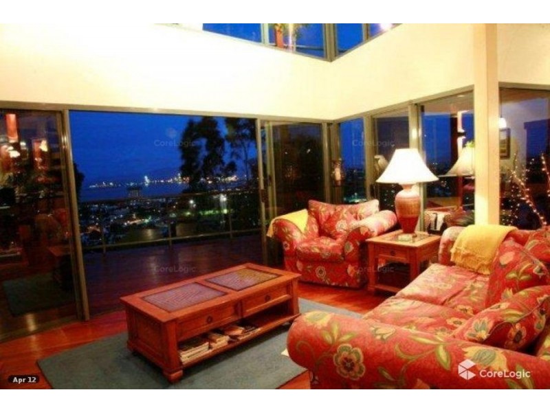 7 Cottesmore Crescent, Castle Hill QLD 4810