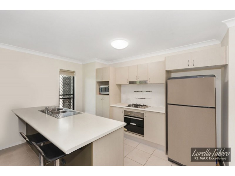 6 Waterton Court, Kirwan QLD 4817