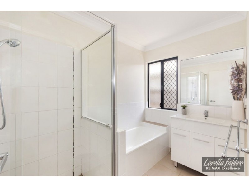 6 Waterton Court, Kirwan QLD 4817