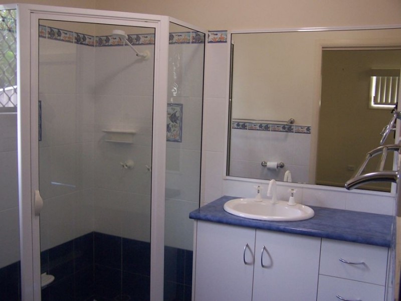 6 Hickory Court, Bushland Beach QLD 4818