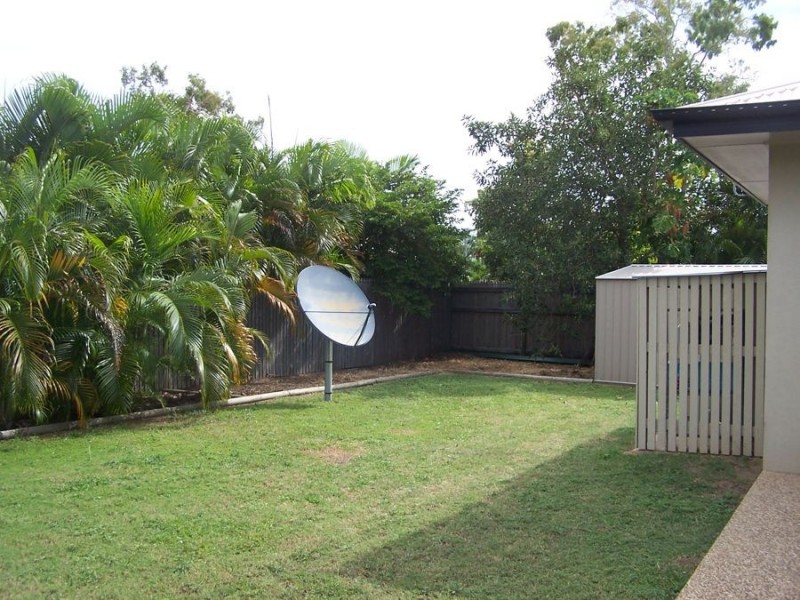 6 Hickory Court, Bushland Beach QLD 4818