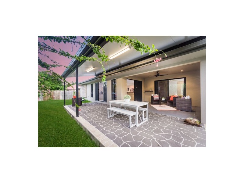 1 Langley Place, Kirwan QLD 4817