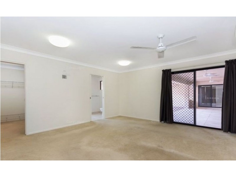 150 Daintree Drive, Bushland Beach QLD 4818