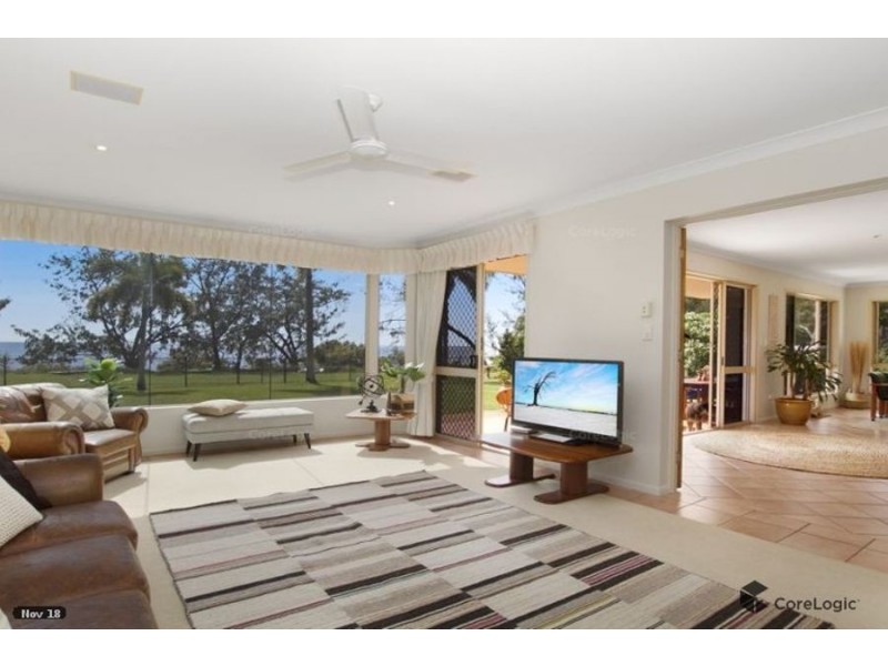60 Waterview Drive, Bushland Beach QLD 4818