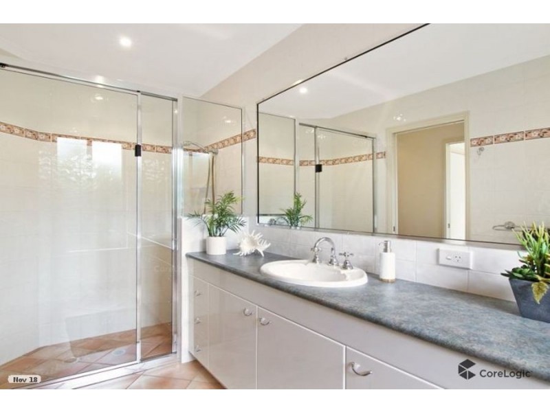 60 Waterview Drive, Bushland Beach QLD 4818
