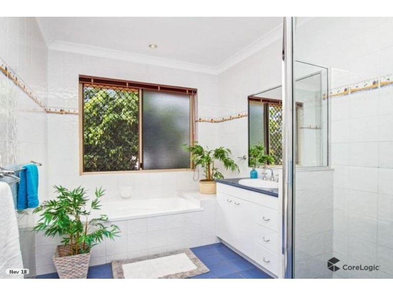 60 Waterview Drive, Bushland Beach QLD 4818
