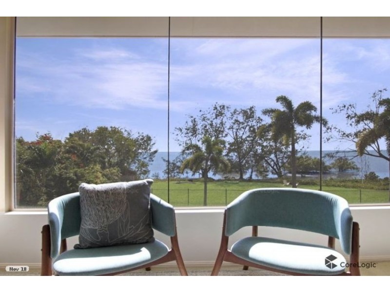 60 Waterview Drive, Bushland Beach QLD 4818