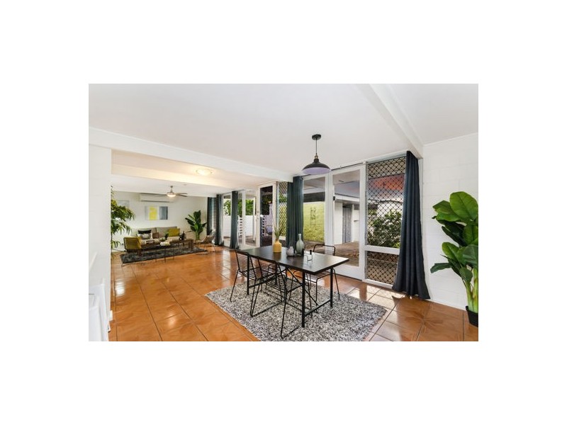 297 Charles Street, Heatley QLD 4814