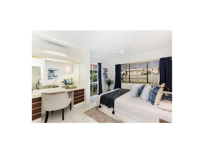 297 Charles Street, Heatley QLD 4814