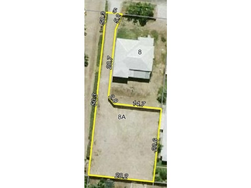 8A Vivian Street, Pimlico QLD 4812